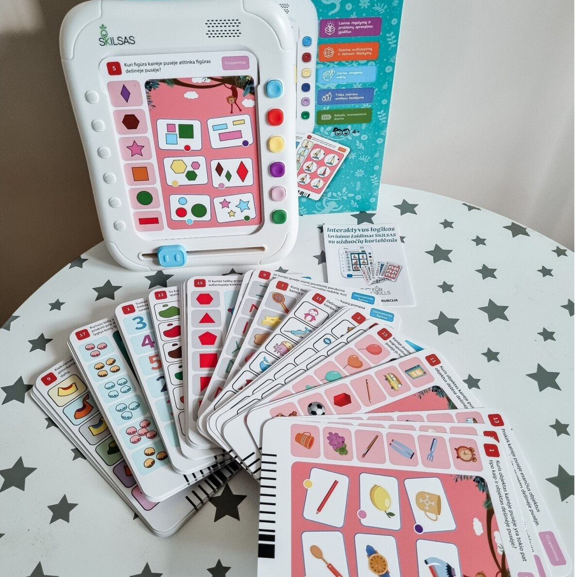Interaktyvus logikos lavinimo žaidimas SKILSAS su užduočių kortelėmis