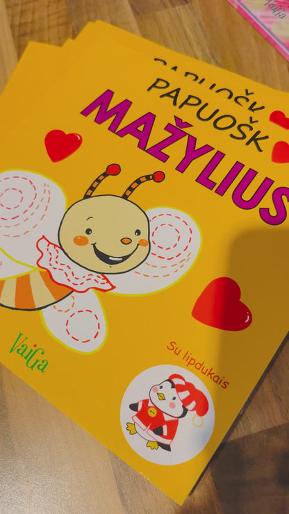 Papuošk mažylius. Su lipdukais